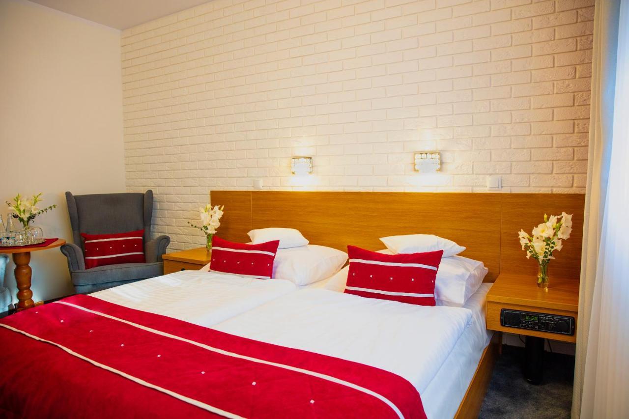 סטשאו Motel 2000 מראה חיצוני תמונה